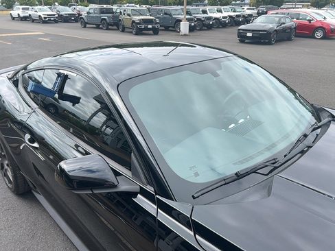 Used 2015 Ford Mustang Coupe RWD image 13