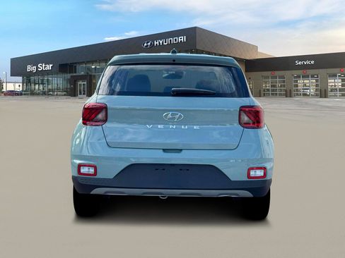 New 2026 Hyundai Venue SE FWD image 6
