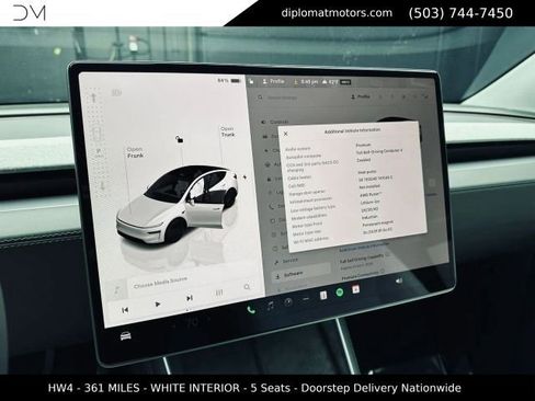 Used 2026 Tesla Model Y AWD image 33