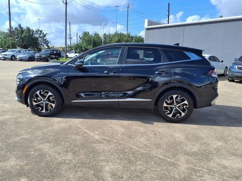 Certified 2025 Kia Sportage EX FWD image 5