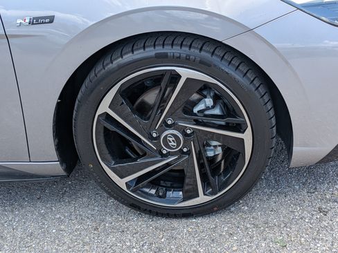 Used 2023 Hyundai Elantra N Line FWD image 11