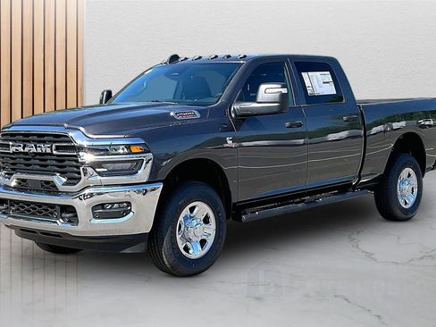New 2026 RAM 2500 Tradesman AWD/4WD image 4