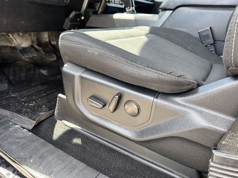 Used 2019 Ford F150 XLT w/ Equipment Group 302A Luxury AWD/4WD image 16