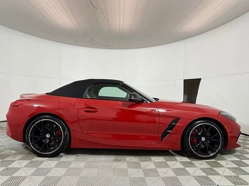 Used 2023 BMW Z4 M40i w/ Premium Package image 16