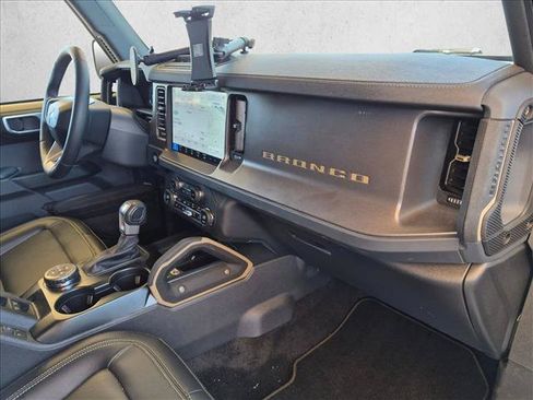 Used 2025 Ford Bronco Badlands AWD/4WD image 20