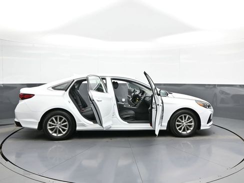 Used 2019 Hyundai Sonata SE w/ Winter Weather Package FWD image 40