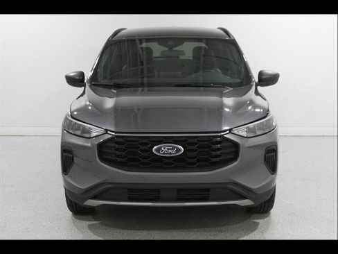 Certified 2025 Ford Escape ST-Line AWD/4WD image 2