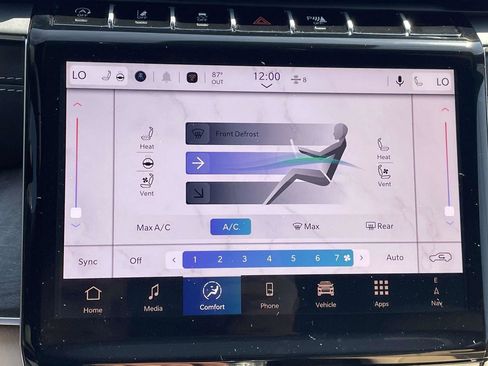 New 2025 Jeep Grand Cherokee Limited w/ Luxury Tech Group II image 19