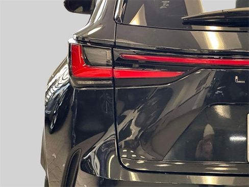 Used 2022 Lexus NX 350 AWD image 14
