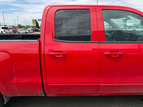 Used 2019 Chevrolet Silverado 1500 LT AWD/4WD image 9