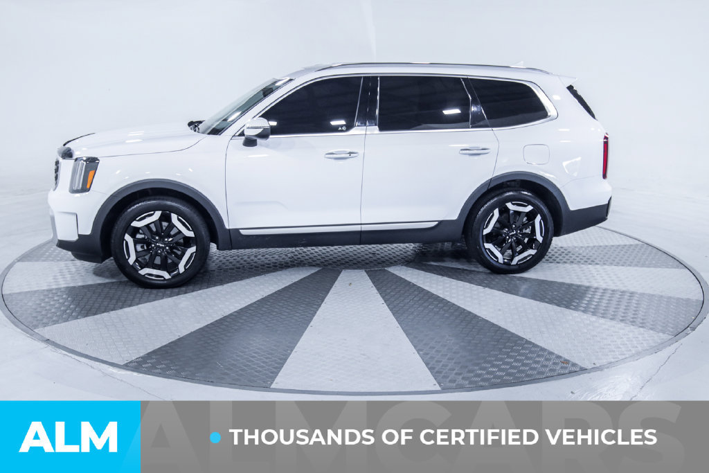 Used 2024 Kia Telluride S w/ S Sunroof Package FWD image 4