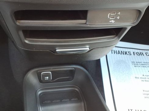 New 2026 Chrysler Pacifica Select image 24