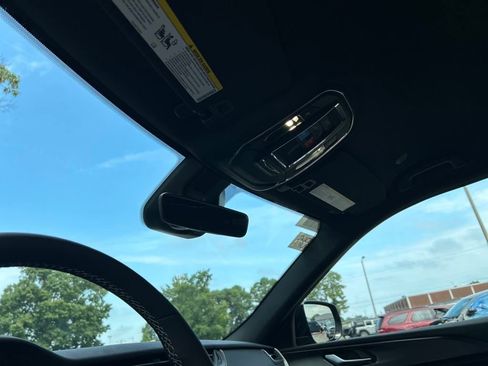 New 2025 Jeep Grand Cherokee Altitude image 19