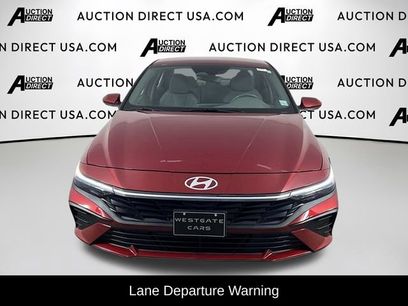 Used 2025 Hyundai Elantra SE