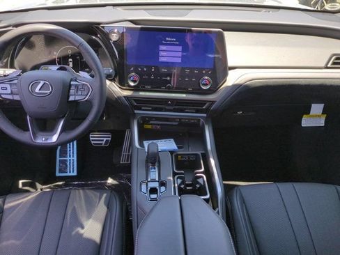 New 2026 Lexus TX 500h AWD image 14