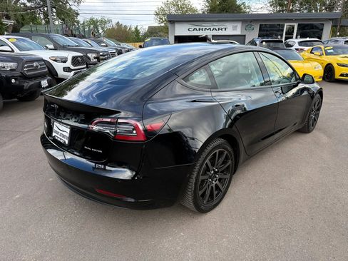 Used 2022 Tesla Model 3 Long Range AWD/4WD image 8