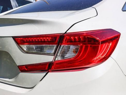 Used 2021 Honda Accord LX image 8