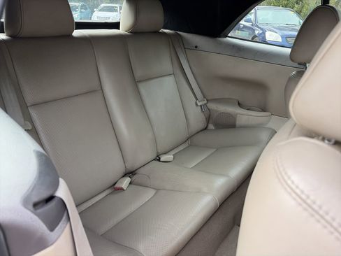 Used 2005 Toyota Solara SE image 18