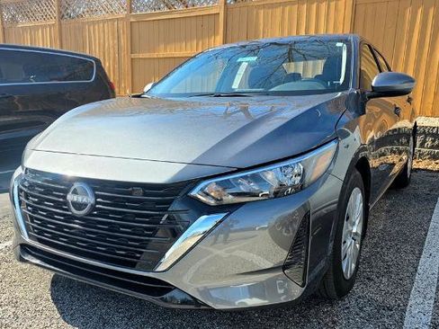 Certified 2025 Nissan Sentra S image 1