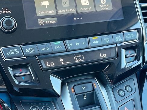 Used 2024 Honda Odyssey Elite image 16