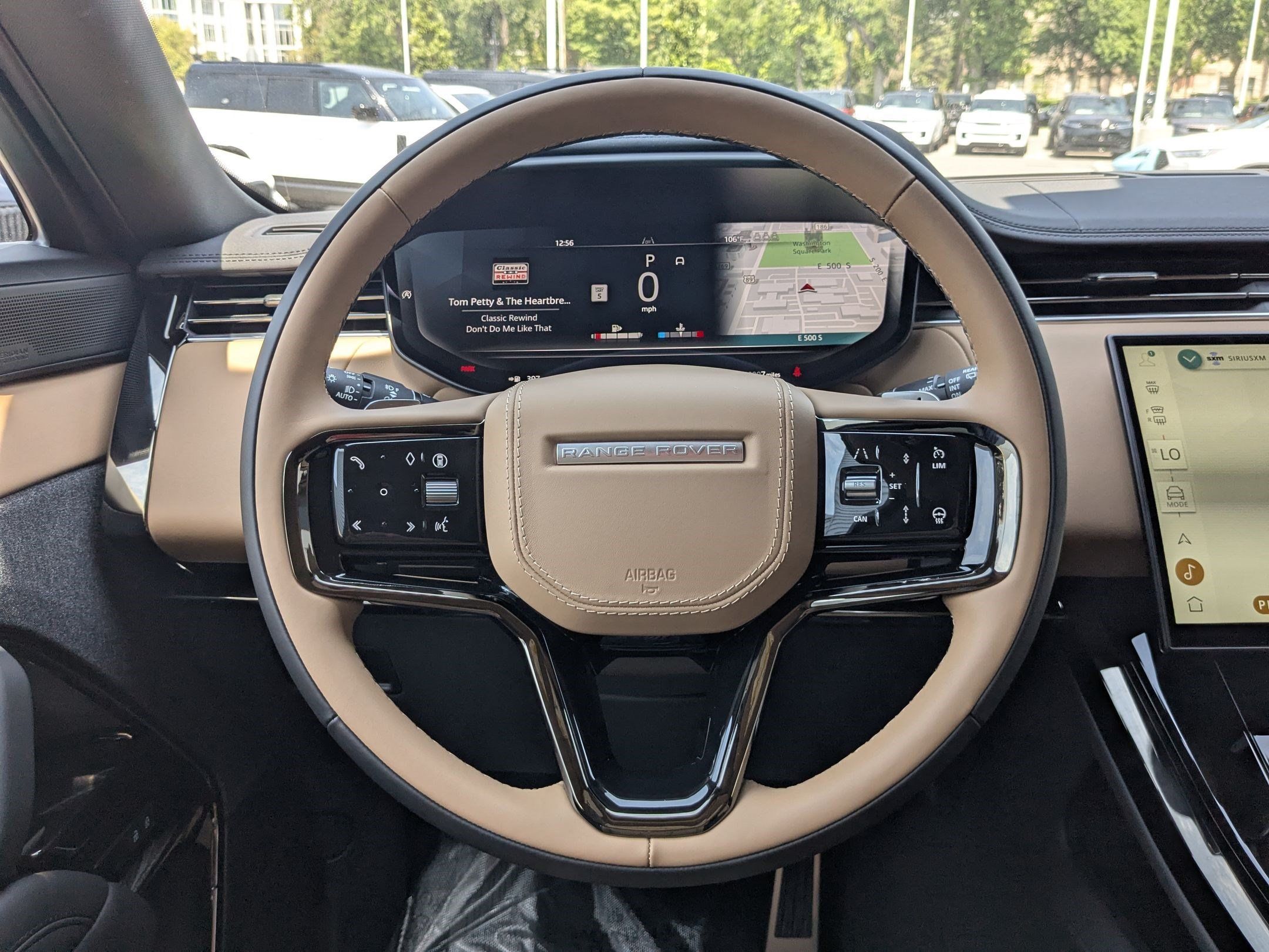New 2026 Land Rover Range Rover Sport Dynamic SE AWD/4WD image 16
