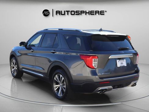Used 2020 Ford Explorer Platinum w/ Premium Technology Package image 7