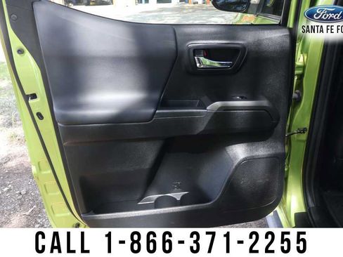 Used 2022 Toyota Tacoma TRD Pro AWD/4WD image 19