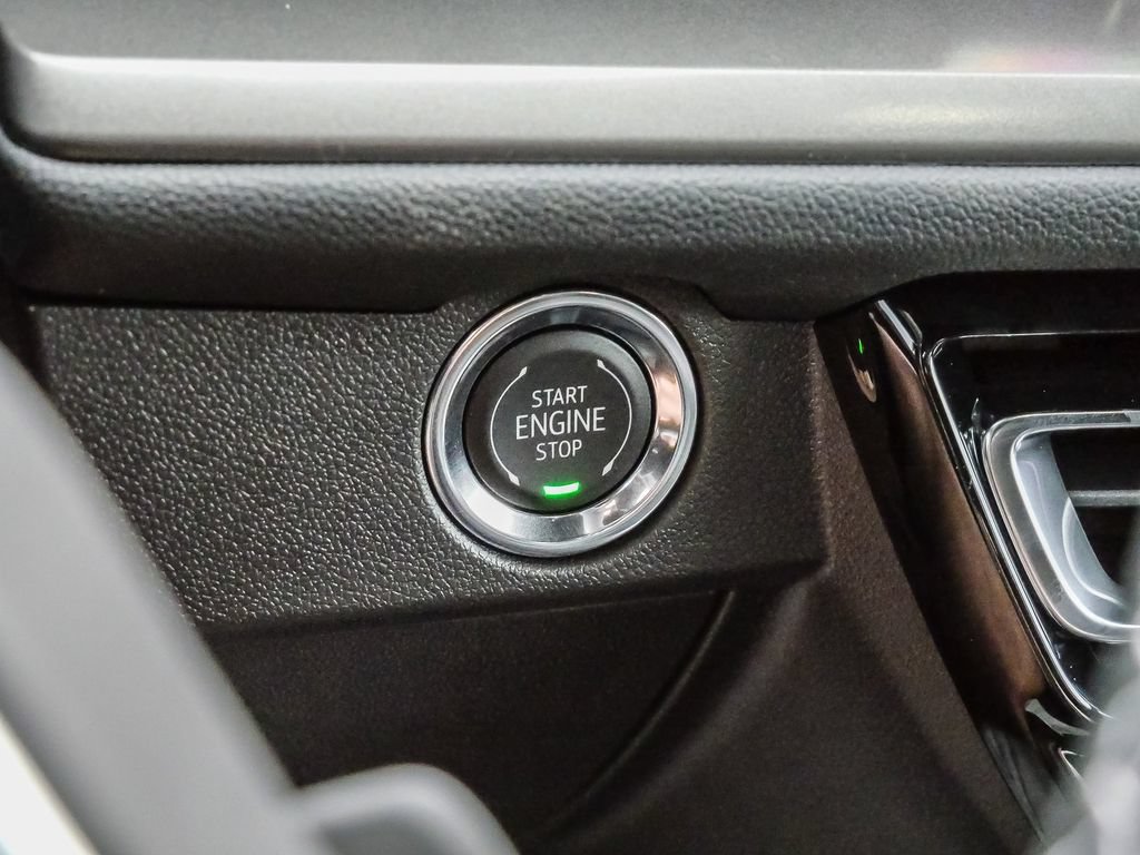 New 2027 Chevrolet Traverse LT w/ Driver Confidence Package FWD image 34