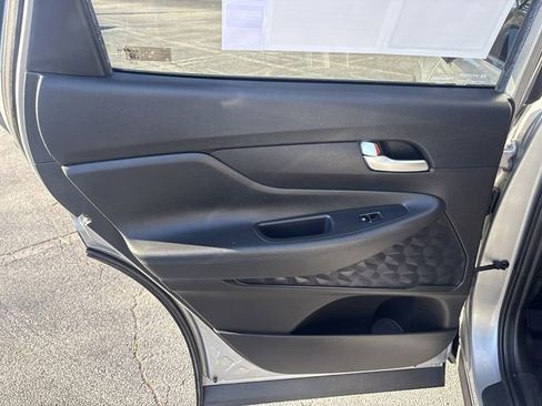 Used 2022 Hyundai Santa Fe SEL image 15