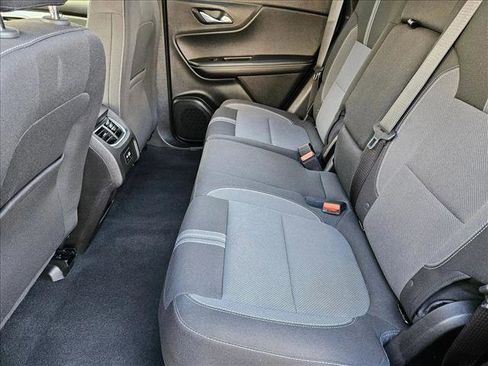 Used 2025 Chevrolet Blazer LT image 17