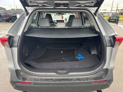 Used 2025 Toyota RAV4 XLE Premium image 6