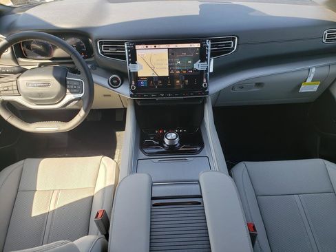 New 2026 Jeep Grand Wagoneer 4WD image 16