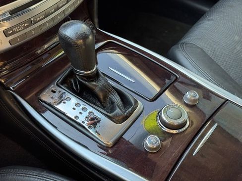 Used 2011 INFINITI M37 w/ Premium Pkg image 30