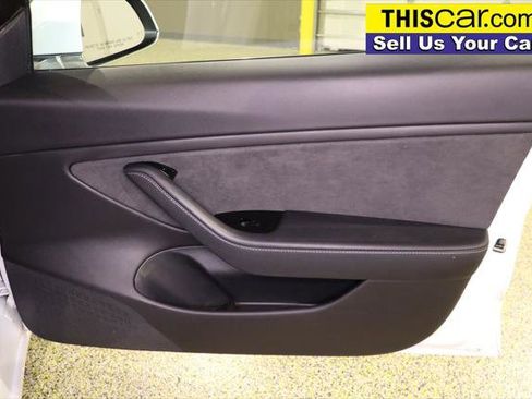 Used 2020 Tesla Model 3 Long Range image 28
