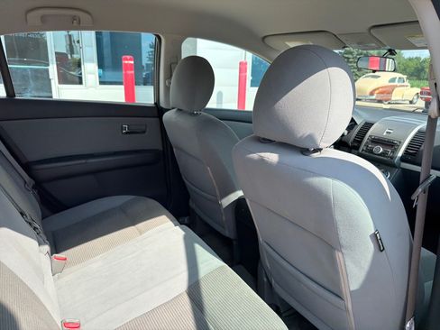 Used 2010 Nissan Sentra 2.0 S w/ Convenience Pkg FWD image 23
