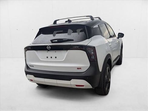 New 2026 Nissan Kicks SR image 2