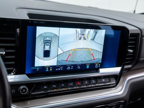 Used 2022 Chevrolet Silverado 1500 High Country w/ Z71 Off-Road Package image 25