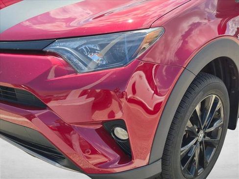 Used 2018 Toyota RAV4 Adventure AWD/4WD image 9