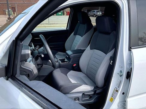 Used 2025 Toyota Tacoma TRD Off-Road AWD/4WD image 23