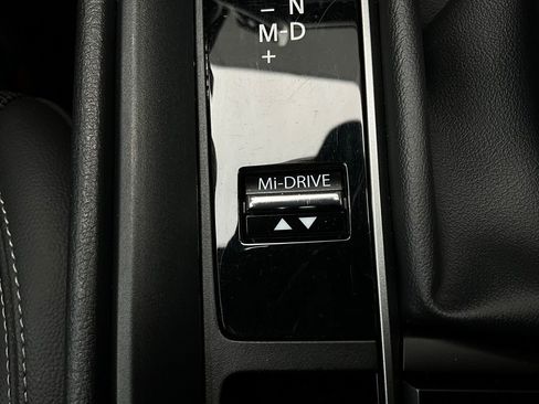 Used 2025 MAZDA CX-50 AWD 2.5 S w/ Premium Package image 26