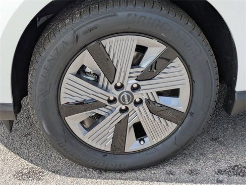 New 2025 Nissan Murano SL image 10