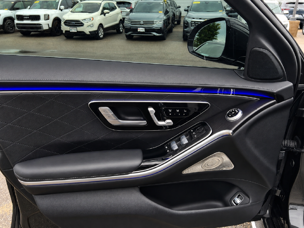 Used 2023 Mercedes-Benz S 580 4MATIC Sedan image 44