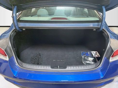 Used 2023 Hyundai Elantra SEL FWD image 23