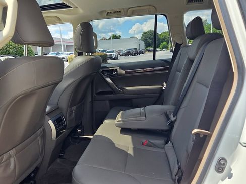 Used 2019 Lexus GX 460 Premium AWD/4WD image 6