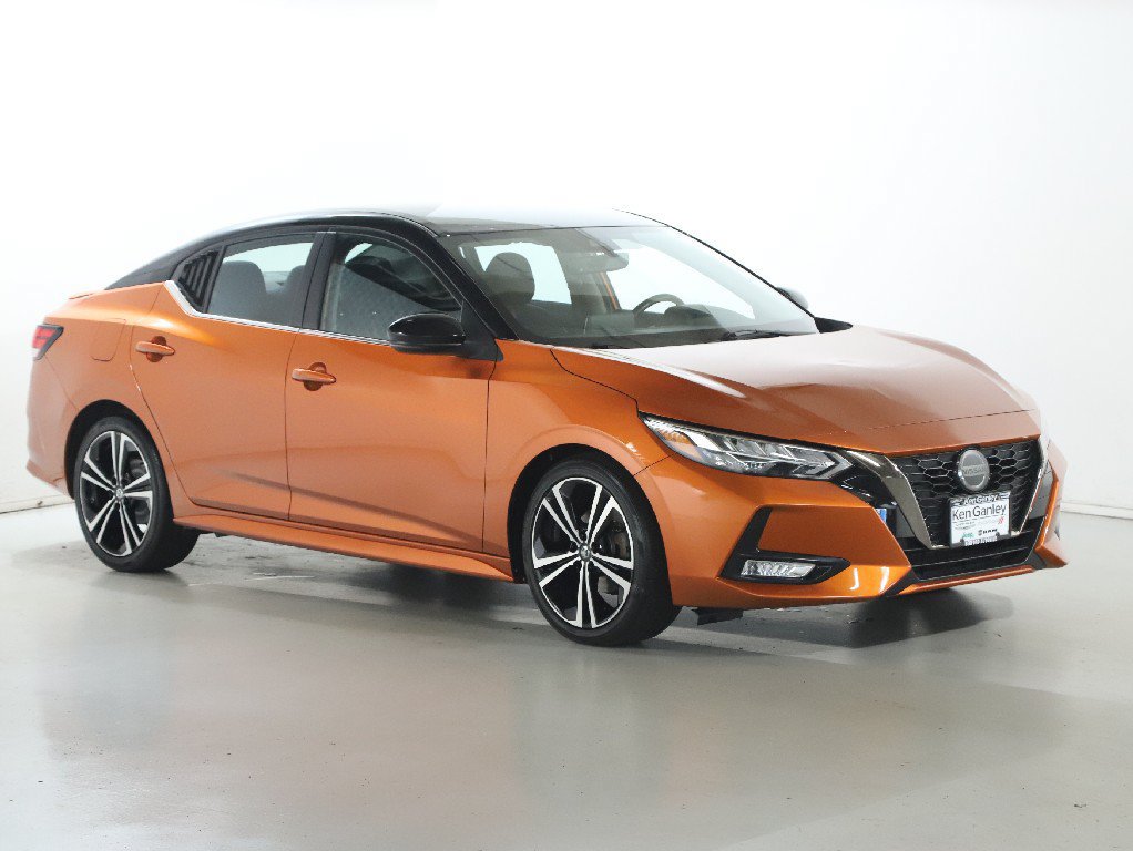 Used 2023 Nissan Sentra SR w/ Electronics Package FWD image 9