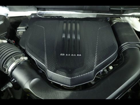 Used 2025 GMC Acadia Elevation image 21