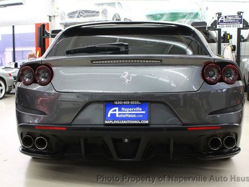 Used 2017 Ferrari GTC4Lusso AWD/4WD image 77