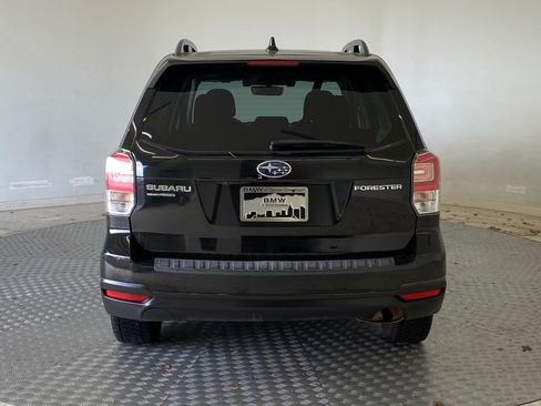Used 2018 Subaru Forester 2.5i Premium image 9