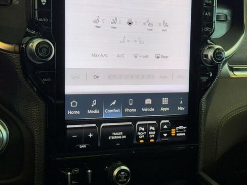 New 2026 RAM 1500 Limited w/ Trailer Tow Group image 16