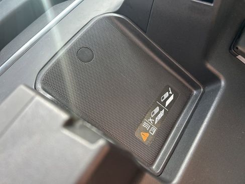 Used 2025 Chevrolet Silverado 2500 LT w/ Trail Boss Package image 47